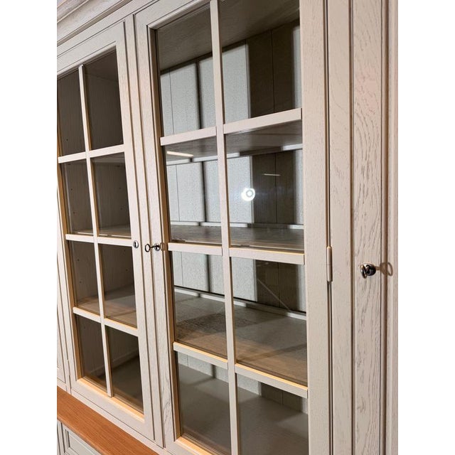 Large Oak Display Cabinet with Integrated Lighting For Sale - Image 6 of 7