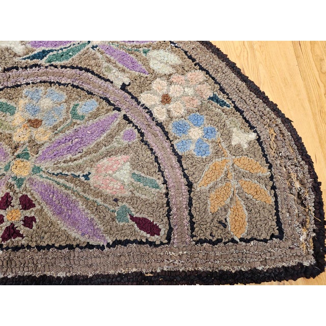 Early 20th Century Vintage American Hand Hooked Rug, Handwoven Half Moon Floral Pattern, Folk Art Tapestry, 2x4 For Sale - Image 5 of 9