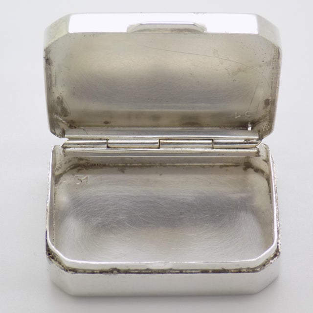 Italian Vintage Italian Handmade Genuine Silver Florentine Rectangular Pill Snuff Trinket Box For Sale - Image 3 of 8