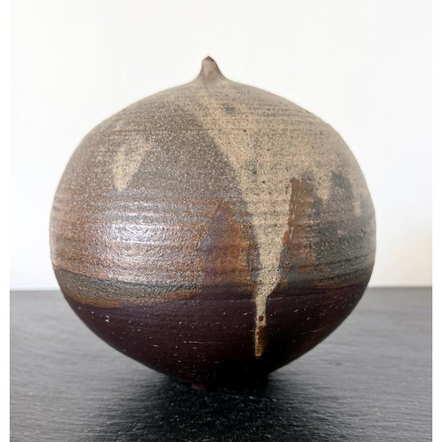Ceramic Moon Pot with Salt Firing and Rattle by Toshiko Takaezu For Sale - Image 17 of 18