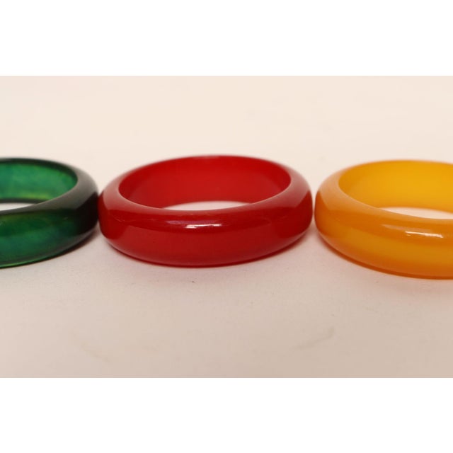 1930s Art Deco Multi-Color Bakelite Napkin Rings - Set of Six For Sale - Image 16 of 16