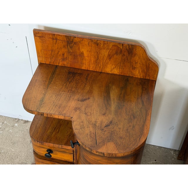 Brown European Art Deco Walnut Bedside Tables, 1930s, Set of 2 For Sale - Image 8 of 10
