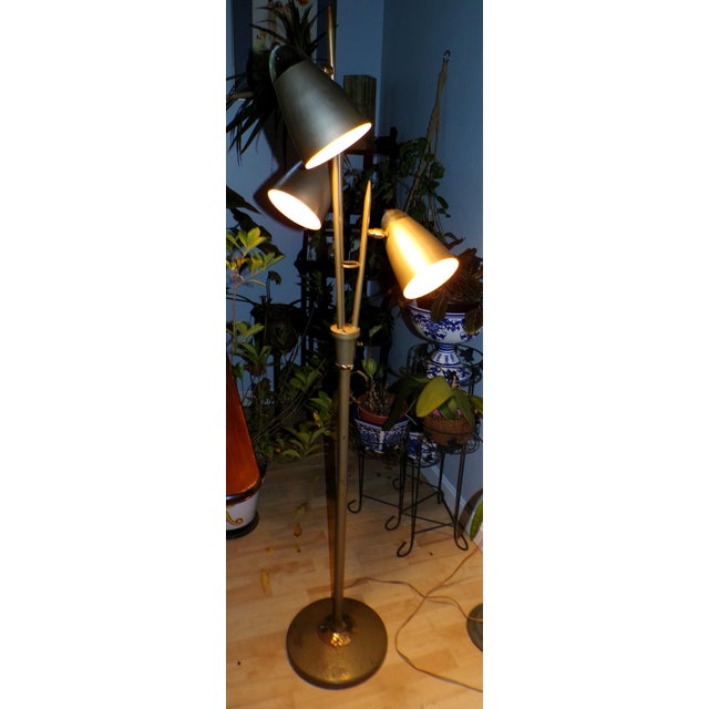 Vintage Mid Century Modern Industrial Avocado / Olive Color Cone Bullet Light Metal Floor Lamp . Features 3 moveable metal...