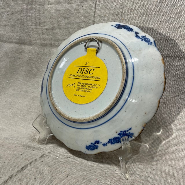 Japanese 19th Century Imari Plate For Sale - Image 3 of 3