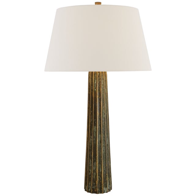 Traditional Chapman & Myers by Visual Comfort Signature Fluted Spire Large Table Lamp in Bronze with Verdigris Highlights with Linen Shade For Sale - Image 3 of 3