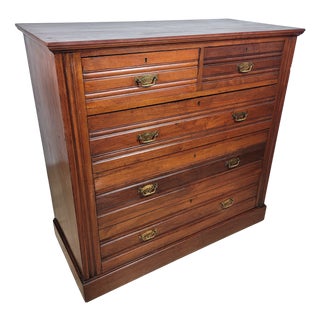 Edwardian Chest of Drawers in Walnut, 1910s For Sale