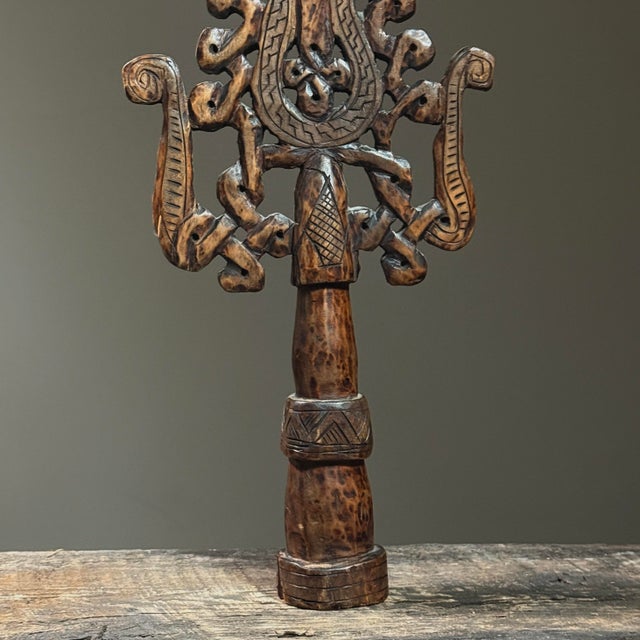 1950s Vintage Large Ethiopian Folk Art Coptic Hand Carved Cross Finial For Sale - Image 5 of 5