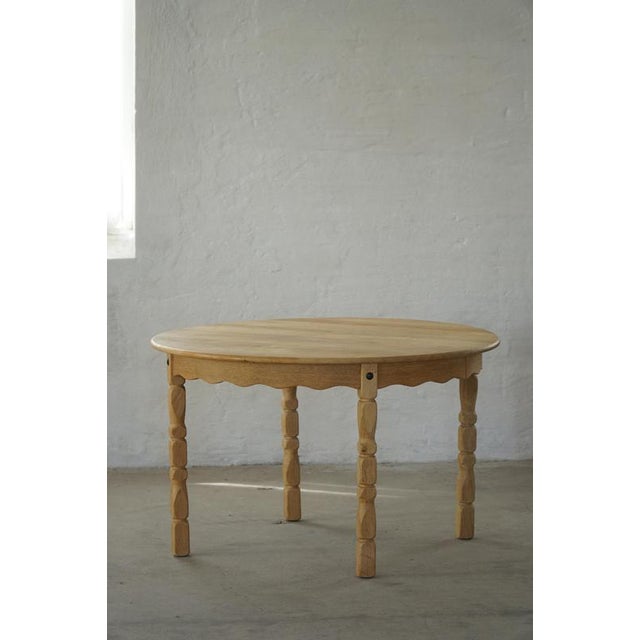 Danish Mid-Century Round Dining Table in Oak, 1960s For Sale - Image 4 of 18