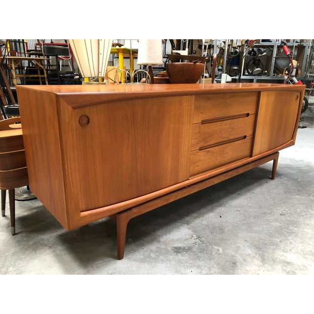 Modern Danish Teak Sideboard by Arne Hovmand-Olsen, 1950s For Sale - Image 4 of 11