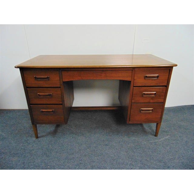 Lane Acclaim Mid Century Walnut Kneehole Desk Chairish