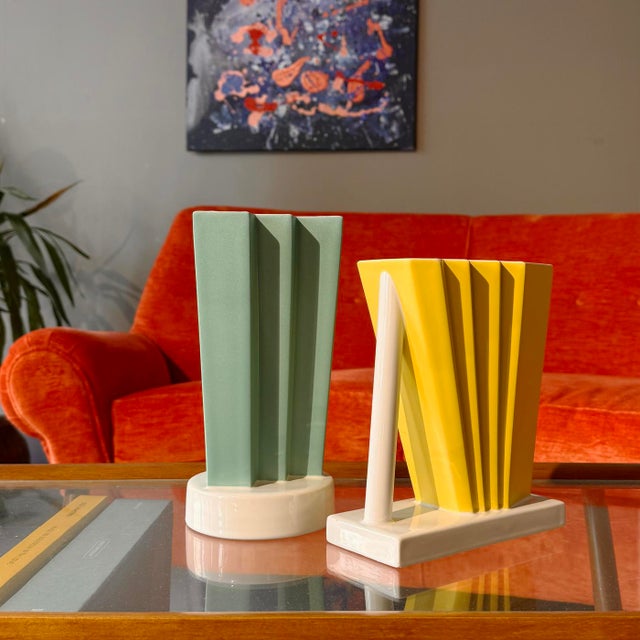 Ceramic Vase by Ettore Sottsass for Alessio Sarri, 1990s For Sale - Image 11 of 12