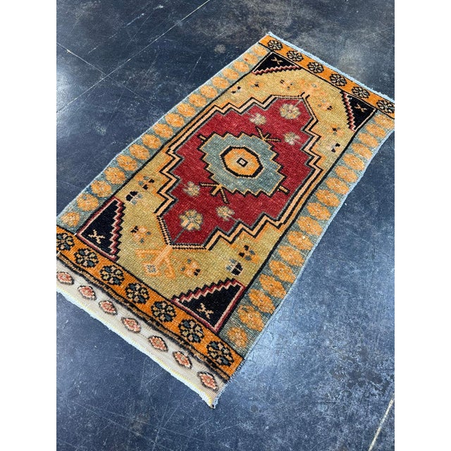 Early 21st Century Turkish Yastik Rug 1'6" x 2'9" For Sale - Image 5 of 5