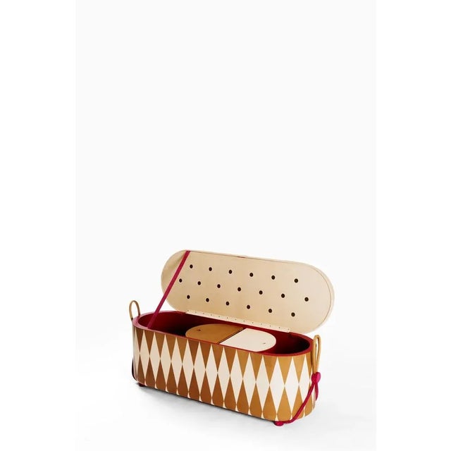 For Operæ – Independent design festival eighth edition, Secondome under the artistic direction of Claudia Pignatale,...