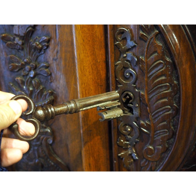 Spectacular Walnut and Burl Walnut Régence Armoire From Lyon, France, Circa 1715 For Sale - Image 13 of 18