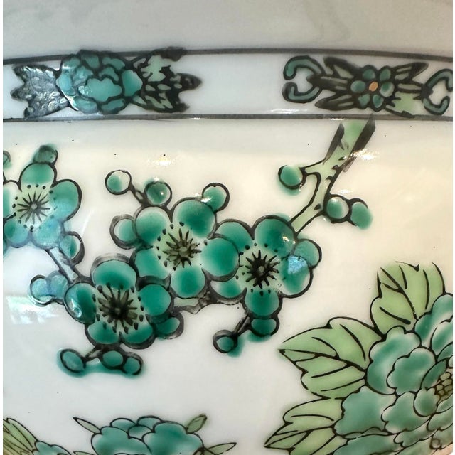 Vintage Hand Painted Gold Imari Green and White Cachepot / Cache Pot / Jardinere/ Fishbowl Planter With Peacock Motif For Sale In Dallas - Image 6 of 8