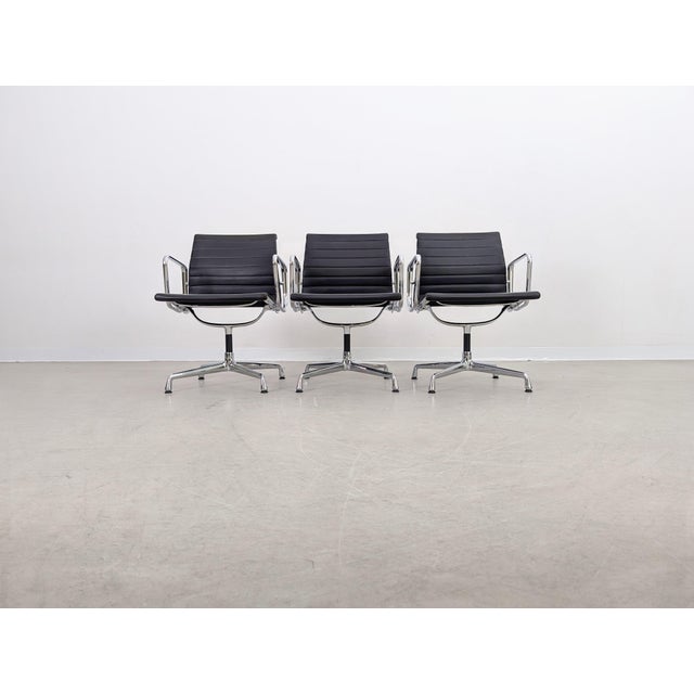 Postmodern EA 108 Chair in Black Leather by Charles & Ray Eames for Vitra For Sale - Image 3 of 17