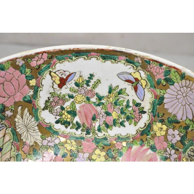 Vintage Rose Medallion Chinese Export Porcelain Figural Painted Bowl For Sale In Philadelphia - Image 6 of 12
