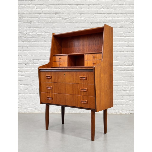 Mid Century Modern Teak Secretary Desk – Scandinavian Writing Desk With Storage, C. 1960’s For Sale In New York - Image 6 of 15
