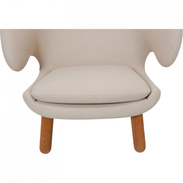 Vintage Pelikan Chair in Beige Fabric by Finn Juhl For Sale - Image 5 of 13