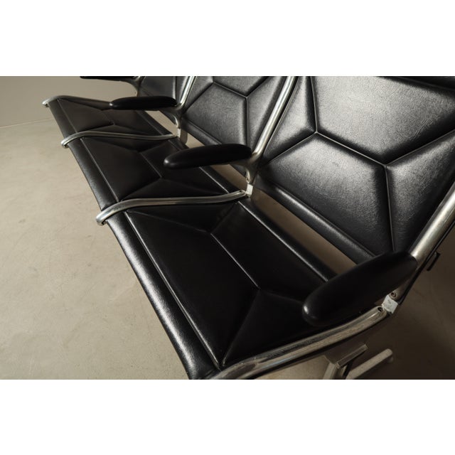 Mid-Century Modern Tandem Sling Bench by Charles & Ray Eames for from Herman Miller, 1960s For Sale - Image 3 of 16