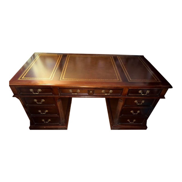 1990s Hekman Executive Desk For Sale