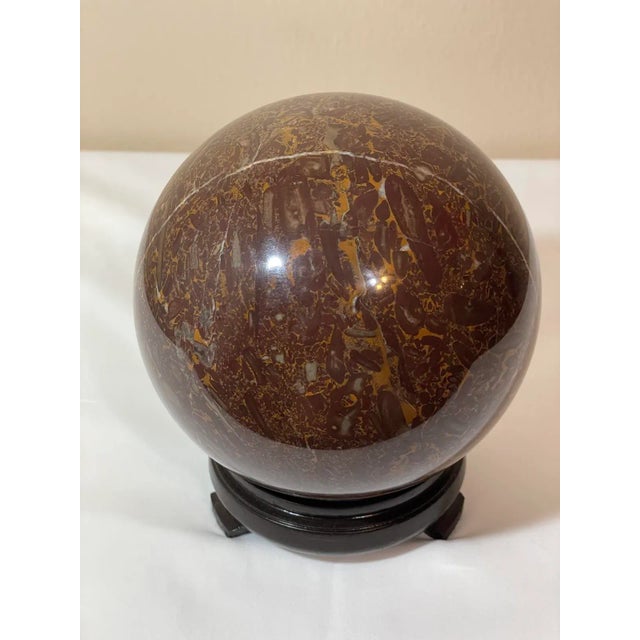Vintage 6.5” Brown Amber Marble Ball Sphere Orb on Lacquered Wood Stand For Sale - Image 4 of 12