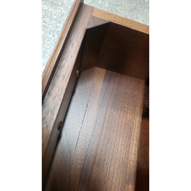 Solid Wood Waterford Furniture Makers 3 Drawer Nightstand – 1997 For Sale - Image 6 of 12