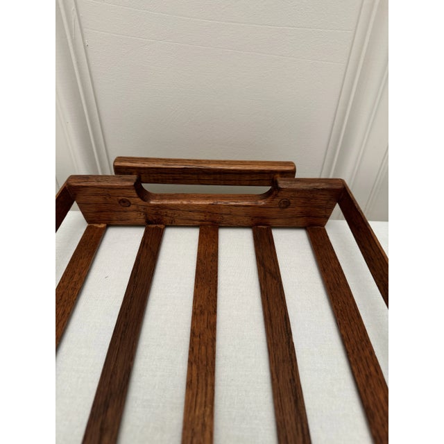 There is a natural, modern and airy feel to this Mid-Century solid oak wood tray. It consists of five open slats with...