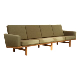 Danish Modern Oak Sofa GE-236/4 by Hans J. Wegner for Getama, 1960s. For Sale
