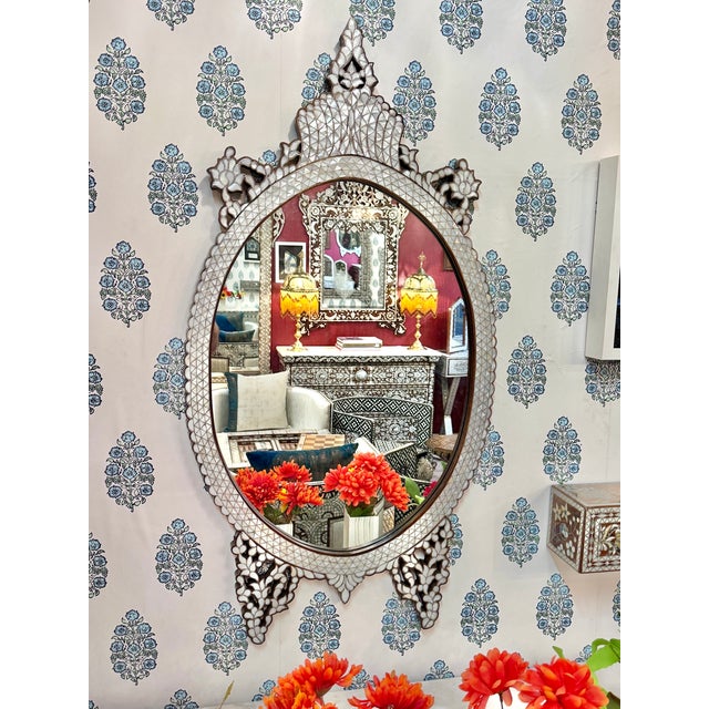 1990s Oval Shaped White Mother of Pearl Inlaid Mirror For Sale - Image 4 of 8