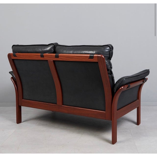 1970s Two-Seater Sofa by Illum Wikkelsø for Dreipunkt International, 1960s For Sale - Image 5 of 8