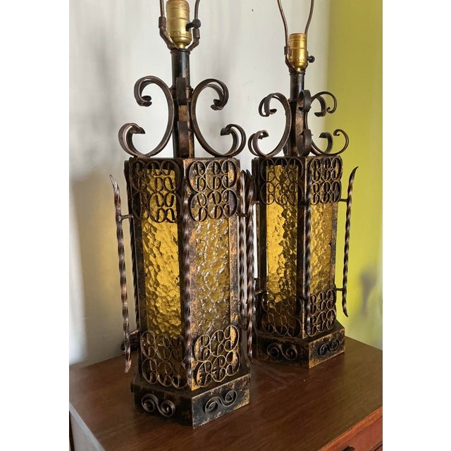 1960s Pair Vintage Mid-Century Spanish Revival Table Lamps Wrought Iron Glass Panels, C. 60s For Sale - Image 5 of 12