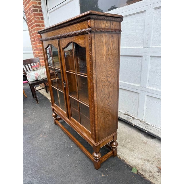 Early 20th Century Antique Early 20th Century Mission Style Oak Display Cabinet/ Bookcase For Sale - Image 5 of 18