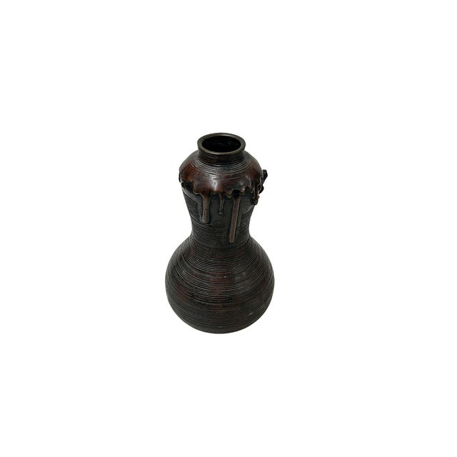 1980s Oriental Gourd Shape Bronze Patina Ribbed Body Metal Vase Art For Sale - Image 5 of 5