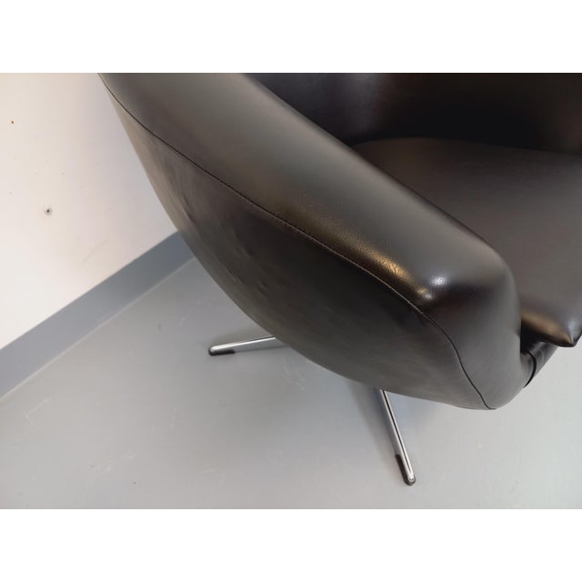 Vintage Scandinavian Swivel Chair in Imitation Leather and Chrome, 1970s For Sale - Image 10 of 16
