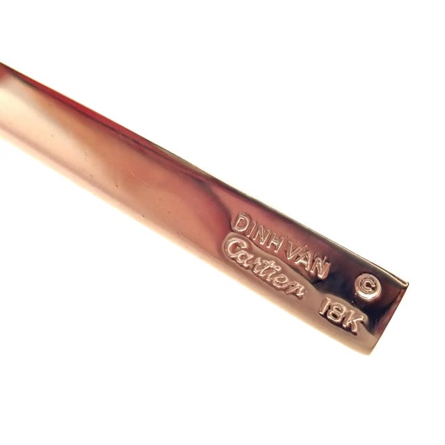 Cartier Vintage Cartier Dinh Van Yellow Gold Long Quill Brooch Pin For Sale - Image 4 of 6