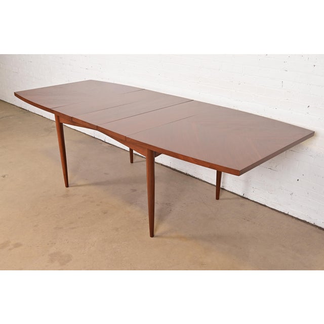Gio Ponti Style Mid-Century Modern Walnut Boat-Shaped Extension Dining Table, Newly Refinished For Sale - Image 11 of 11