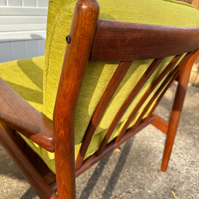 Glostrup Møbelfabrik Pair of Svend Aage Eriksen Teak Lounge Chairs For Sale - Image 4 of 11