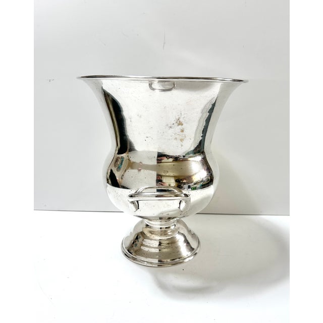 Mid 20th Century Vintage Silverplate Wine Cooler / Champagne Bucket – Footed Double Handle Ice Bucket – Classic Barware Entertaining Piece For Sale - Image 5 of 8