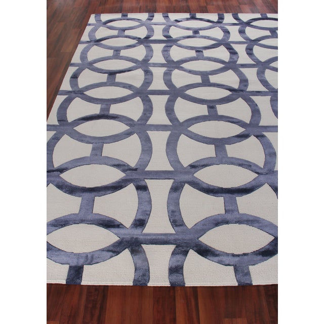 Vera Ivory Navy Blue Hand Knotted Wool Viscose Area Rug 6 X9
