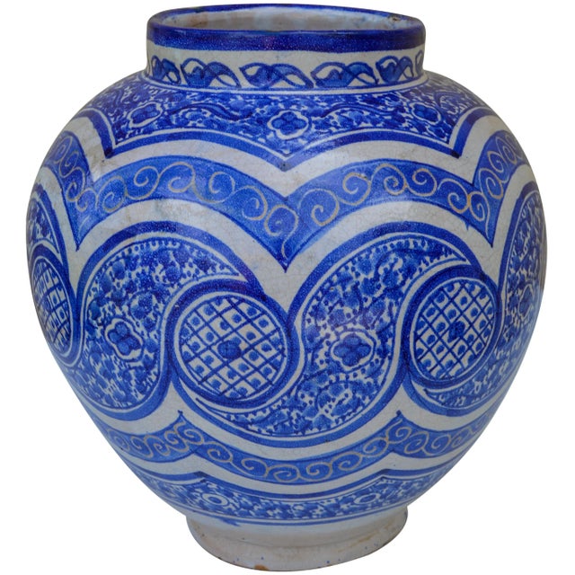 Moroccan Blue Arabesque-Patterned Vase For Sale - Image 3 of 9