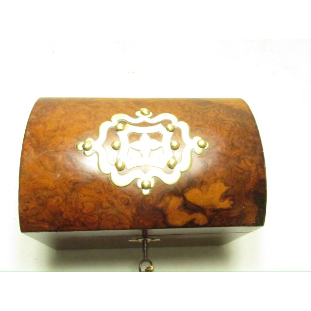 Antique English Burr Walnut Tea Caddy, c.1850 For Sale - Image 9 of 18