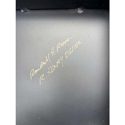 Metal R. Henry Design Iron Side Table, Hand-Crafted Modern Style, USA, 1990 For Sale - Image 7 of 8