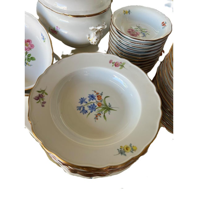 Porcelain Plate Set with Floral Decoration from Meissen Porcelain, 1990s For Sale - Image 4 of 15