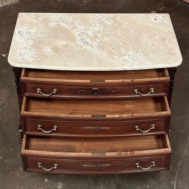 19th Century French Louis XVI Mahogany Onyx Top Commode For Sale In Baton Rouge - Image 6 of 18