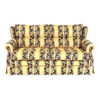 Late 20th Century Peter Guild Upholstery Fine English Fabric Upholstered Rolled Arm Loveseat For Sale