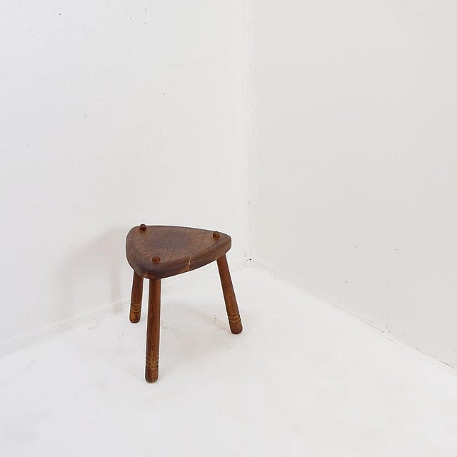 Wood Rustic Tripod Stool with Triangular Seat, 1960s For Sale - Image 7 of 14