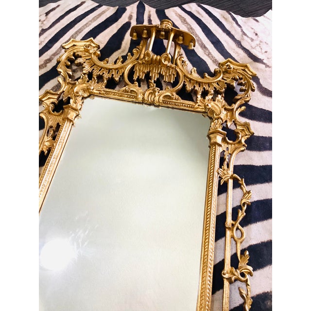 Chinoiserie Vintage Italian Gold Gilt Pagoda Carved Wood Chinoiserie / Chinese Chippendale Wall Mirror For Sale - Image 3 of 17