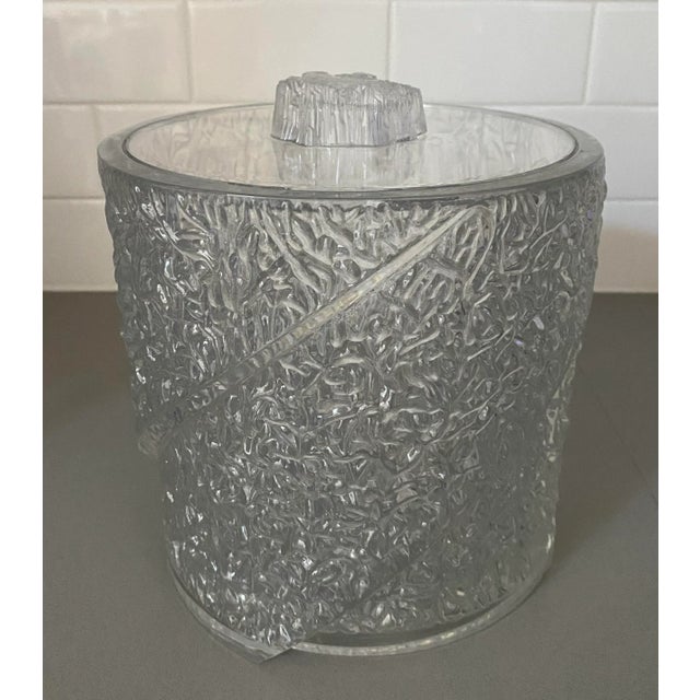 Plastic Mid-Century Modern Lucite Iceberg Textured Ice Bucket With Lid For Sale - Image 7 of 9