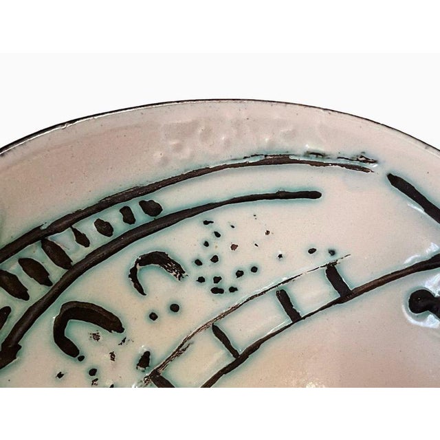 1950s Round Ceramic with Bullfighting Scene by Pablo Picasso, 1953 For Sale - Image 5 of 11